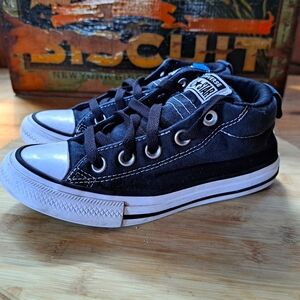 Converse Sneakers, Kid Size 1, Unisex, Black Mid Top Basketball Shoes